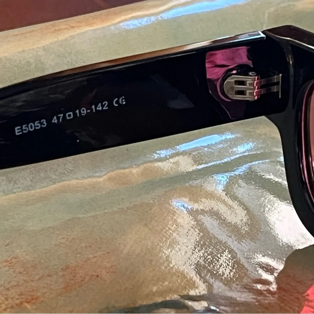 Worn 1 HOUR -Rose Lensed Sunglasses, Polarized, UV400, Shiny Black Frame